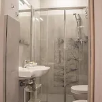 Hotel Sandra 3*