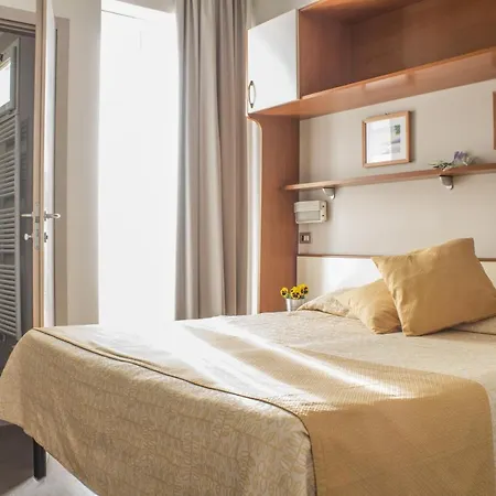 Sandra Hotel Rimini