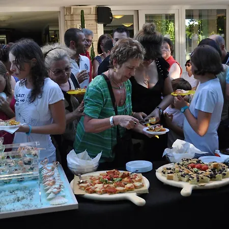 ホテル Sandra リミニ