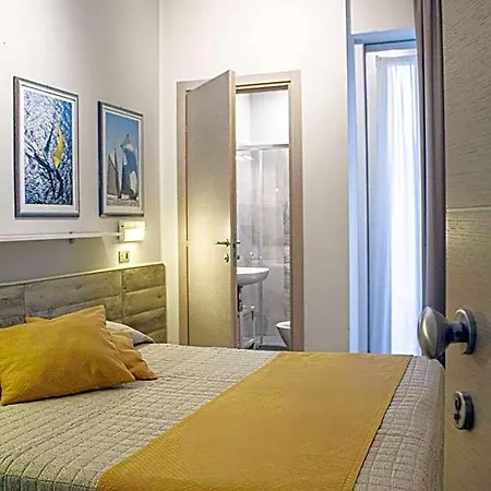 Hotel Sandra
