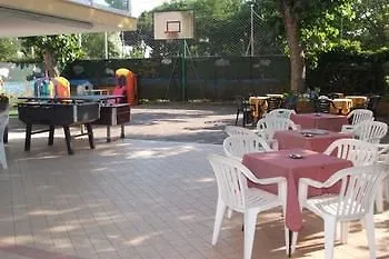 Hotel Sandra