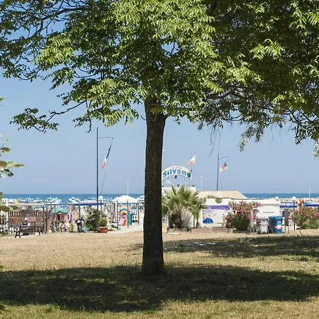 Sandra ホテル リミニ