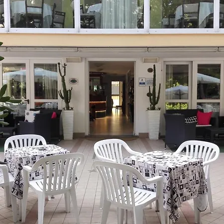 Sandra Hotel Rimini
